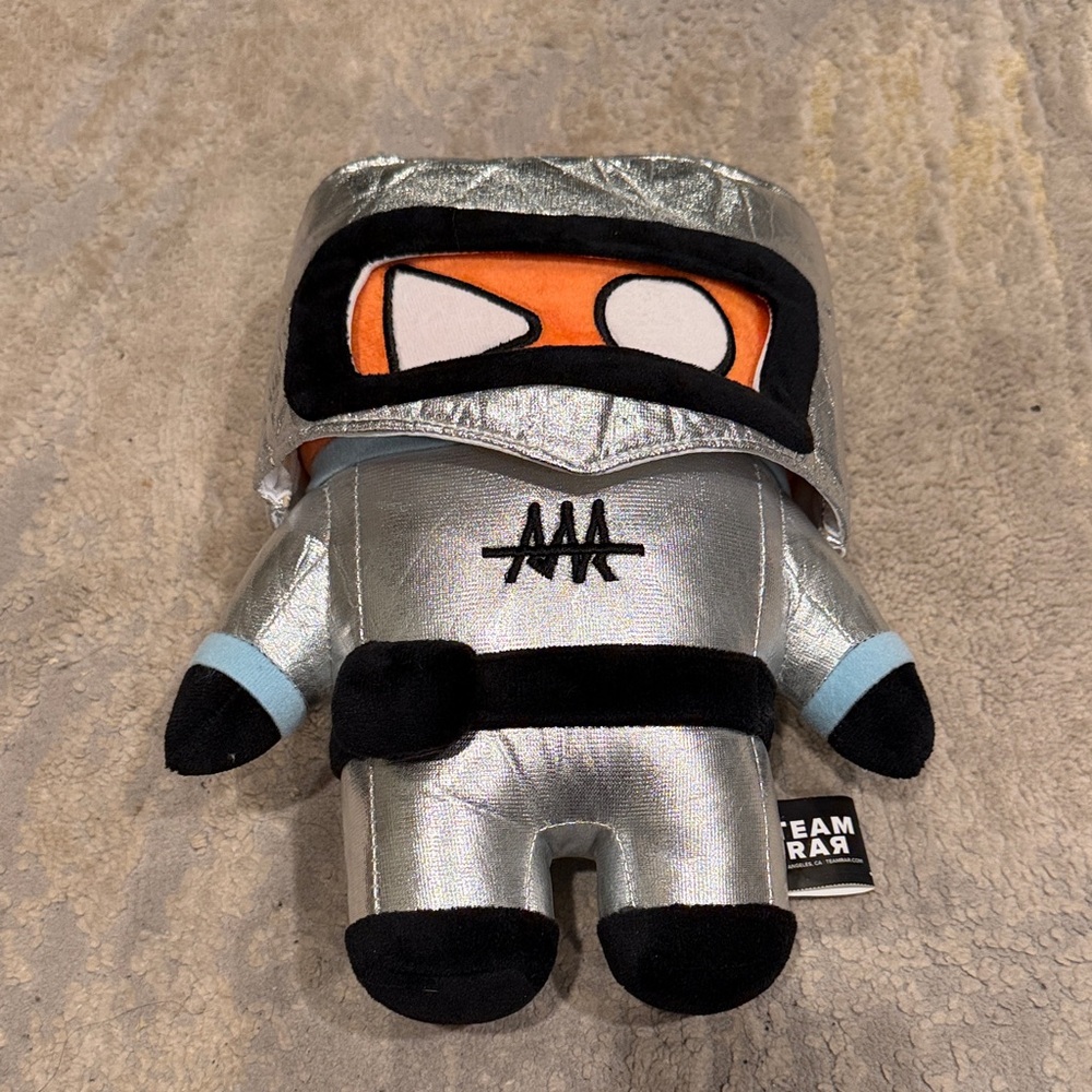 THEMED RAR MONSTER PLUSH - VOLCANOLOGIST EUC